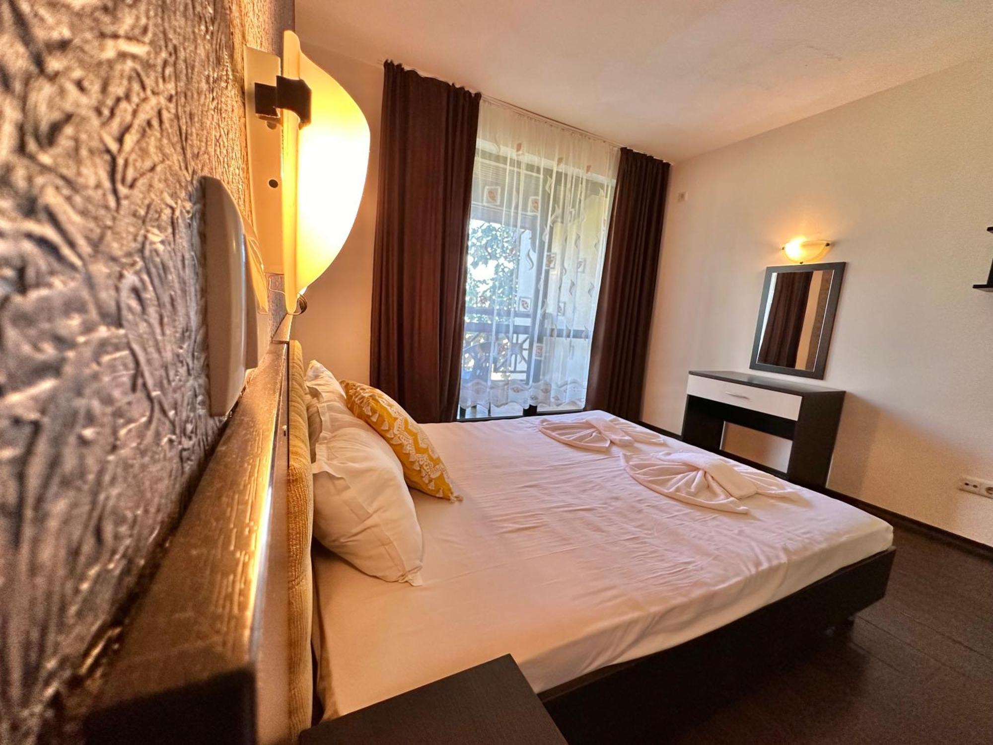 Menada Imperial Heights Villas Сонячний Берег Екстер'єр фото