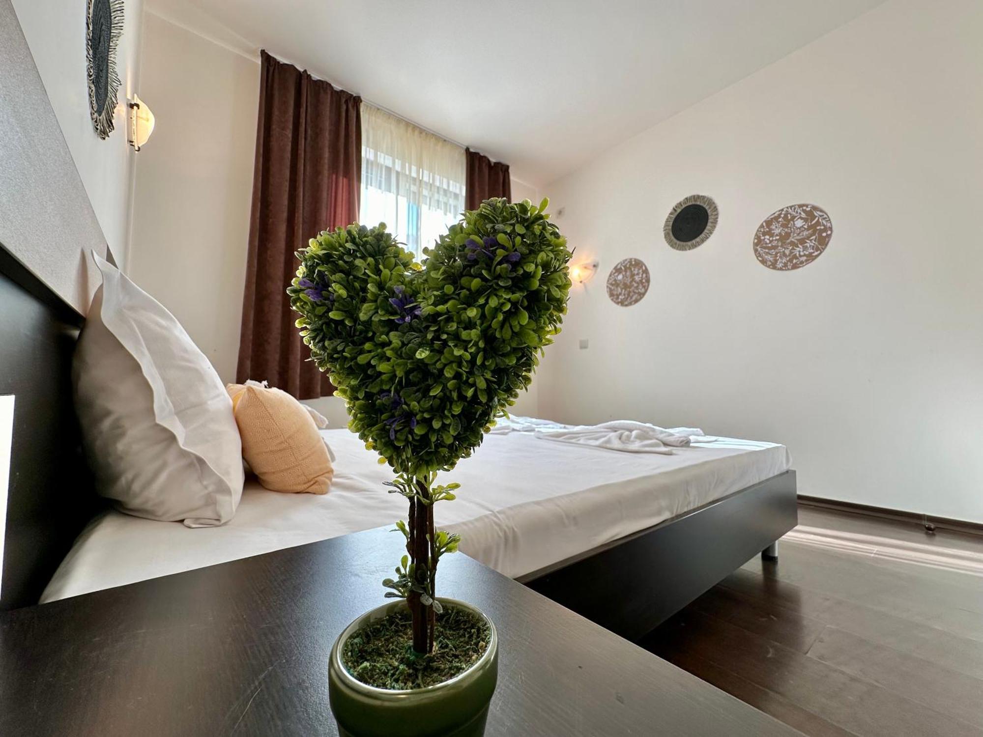 Menada Imperial Heights Villas Сонячний Берег Екстер'єр фото